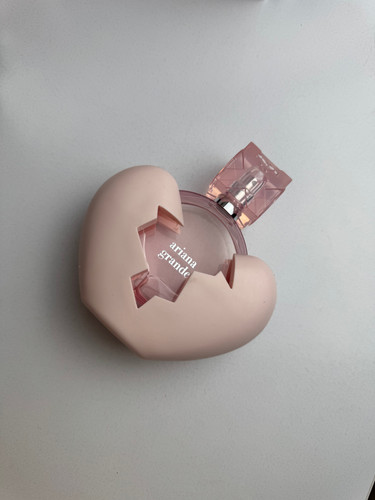 عطر آریانا گرانده تنکیو نکست مسترکوالیتی ۱۰۰ میل