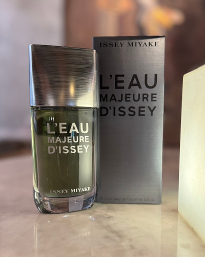 عطر ادکلن ایسی میاکه لئو ماژور د ایسی مسترکوالیتی ۱۵۰ میل