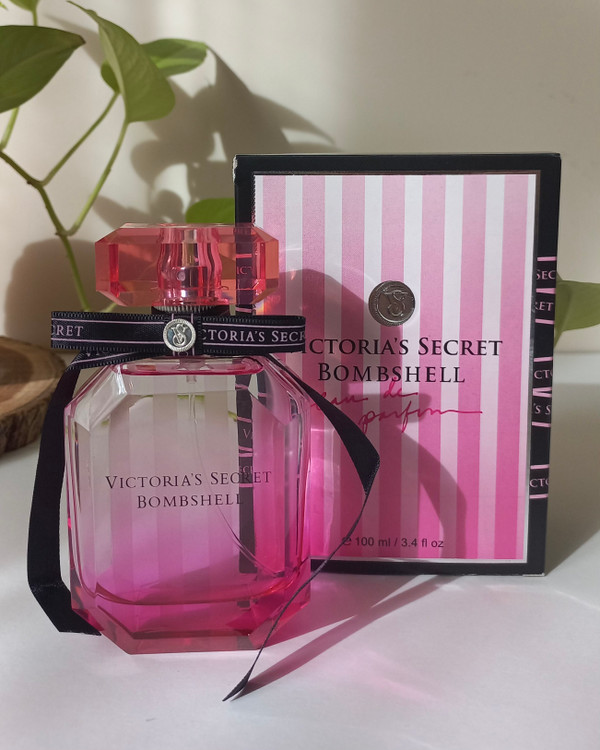 عطر ادکلن ویکتوریا سکرت بامبشل ۱۰۰ میل