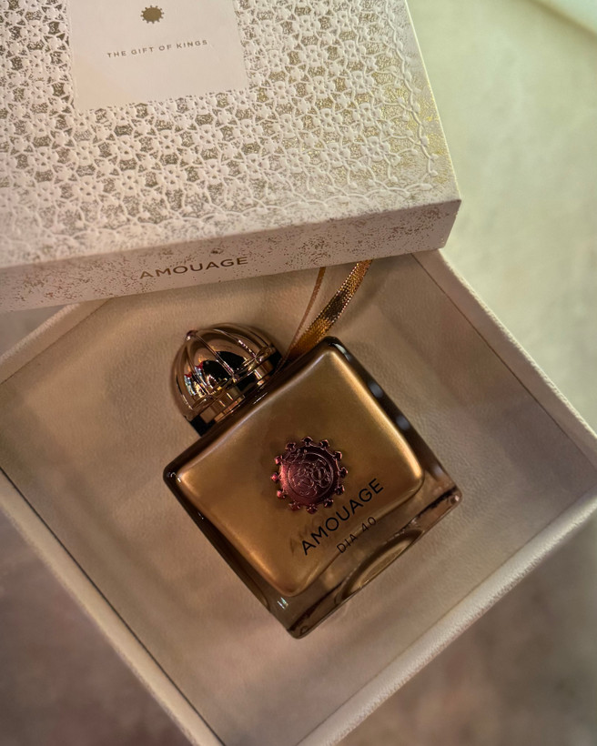 عطر ادکلن آمواج دیا ۴۰ مسترکوالیتی ۱۰۰ میل