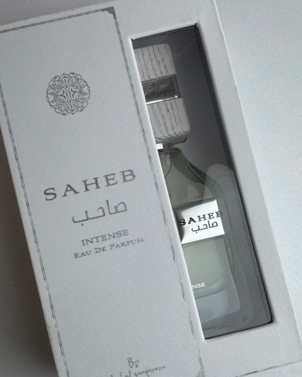 عطر ادکلن ارض الزعفران صاحب سفید اینتنس اورجینال ۷۰ میل