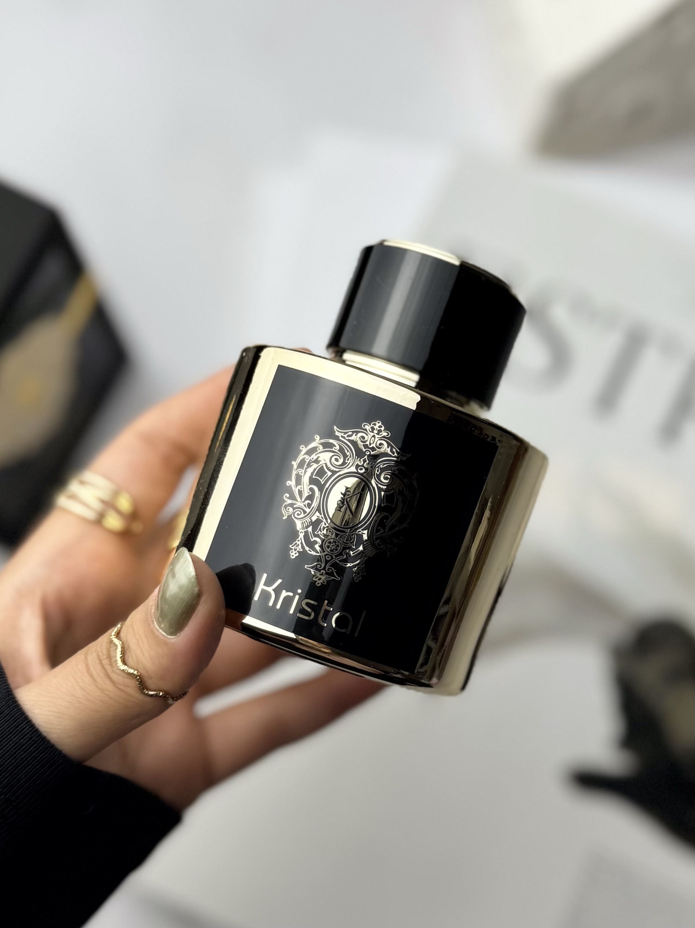 عطر ادکلن تیزیانا ترنزی کیرکه شرکت فراگرنس ورد ۱۰۰ میل