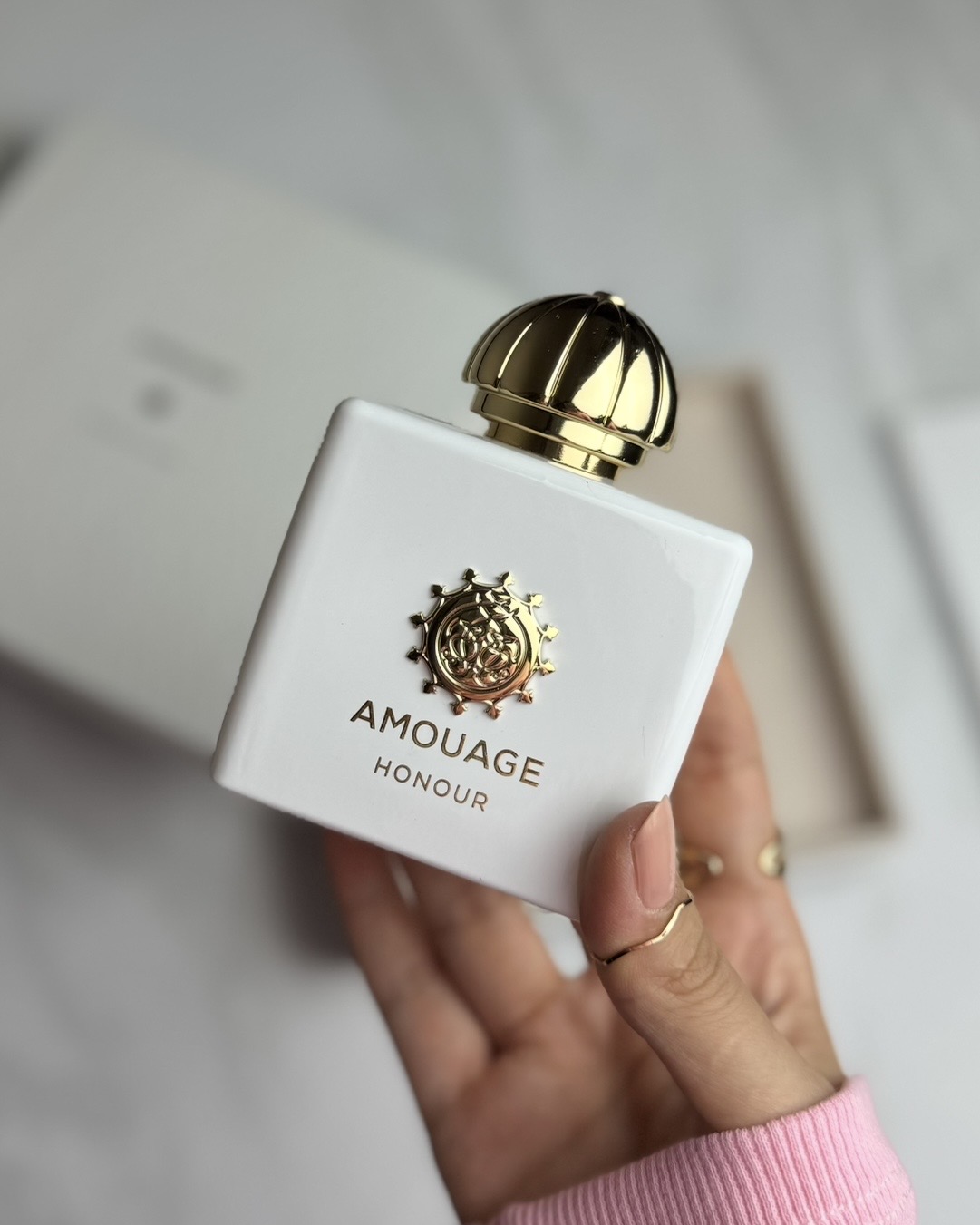 عطر ادکلن آمواج آنر زنانه مسترکوالیتی