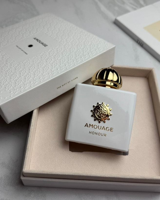 عطر ادکلن آمواج آنر زنانه مسترکوالیتی