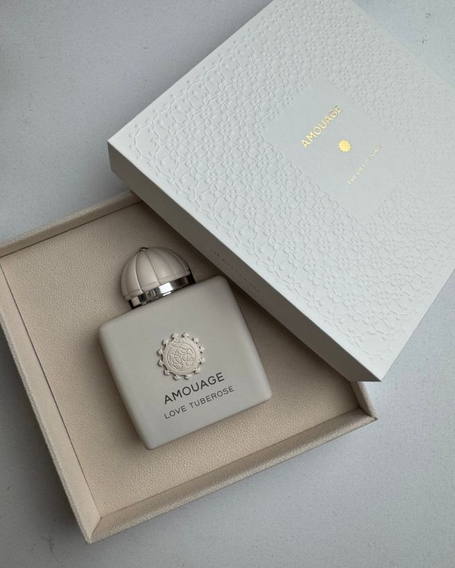 عطر ادکلن آمواج لاو توبروز مسترکوالیتی