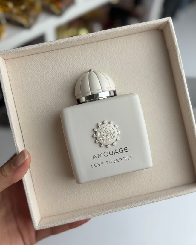 عطر ادکلن آمواج لاو توبروز مسترکوالیتی